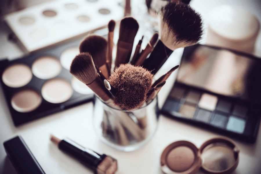 How To Clean Makeup Brushes The Right Way | Beauty School